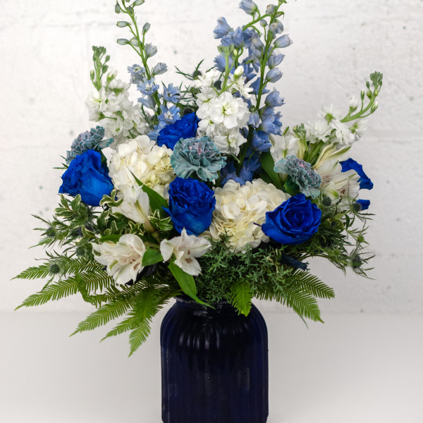 Blue Beauty Grande Bouquet