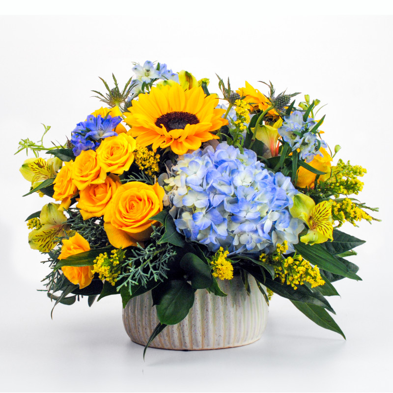 Beachy Breeze Bouquet Centerpiece - Same Day Delivery
