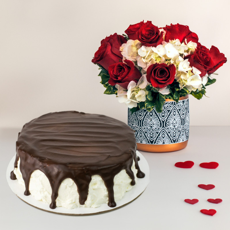 Red Roses and Hydrangea Bouquet And Cannoli Cake - Same Day Delivery